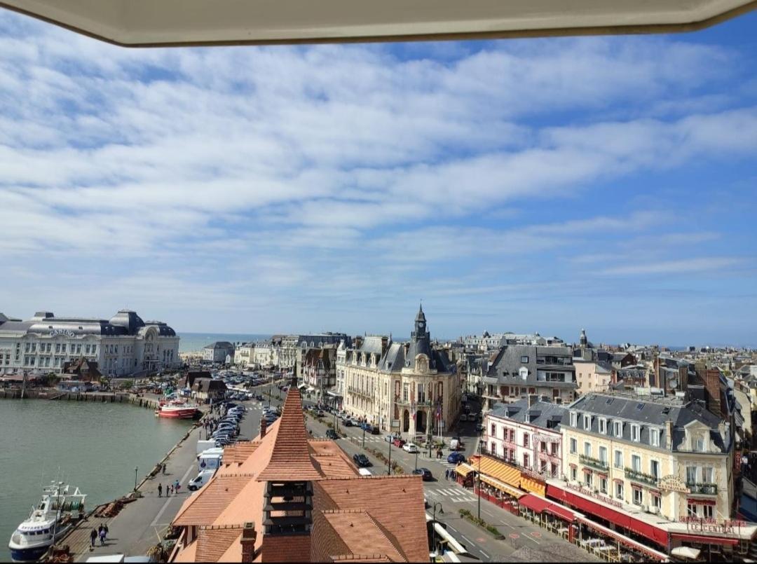 Appartamento Le grand large  Trouville-sur-Mer Esterno foto